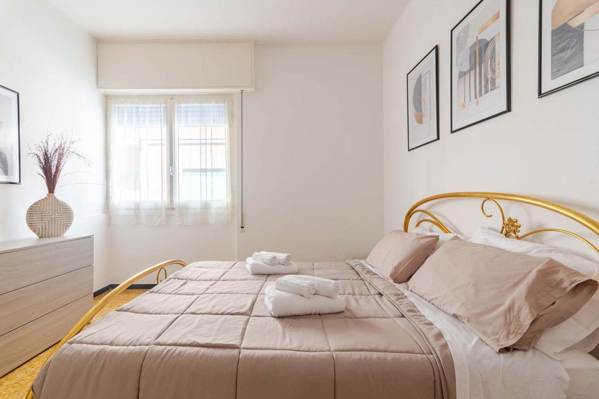 90Mq In Centro 5Min Dal Mare Apartman Recco Kültér fotó